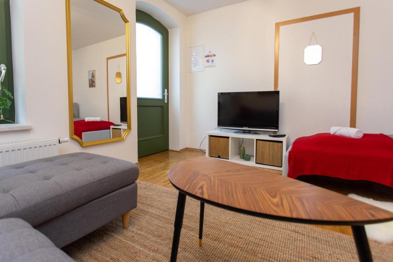 Fullhouse - Halle - R6 Apartments - Smarttv - Nespresso Εξωτερικό φωτογραφία