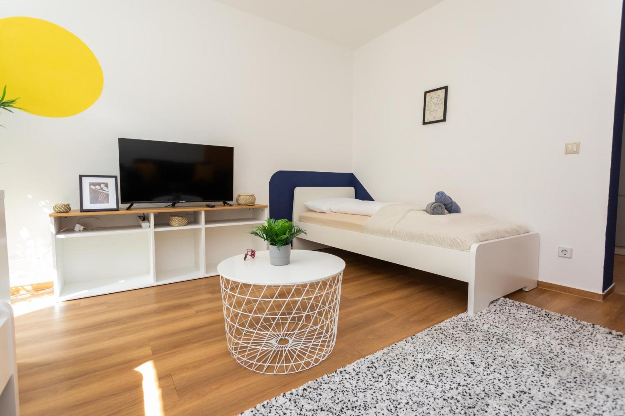 Fullhouse - Halle - R6 Apartments - Smarttv - Nespresso Εξωτερικό φωτογραφία